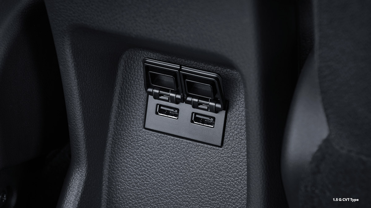 Interior 9