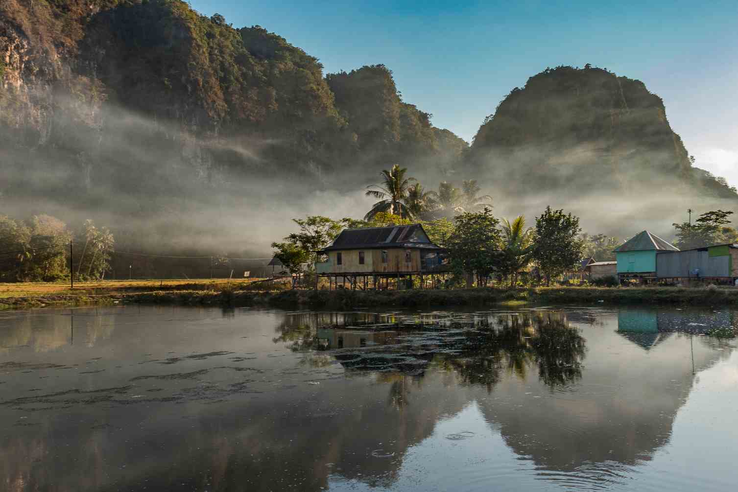 Makassar Transit Tour – Rammang-Rammang Escape