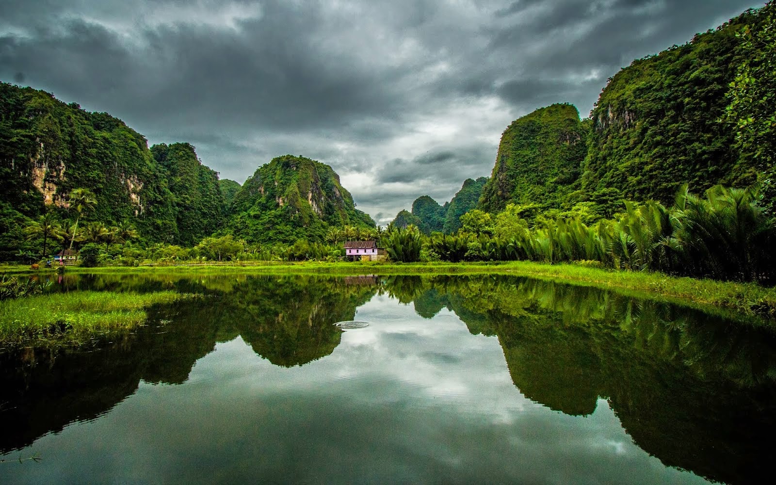 Rammang-Rammang & Leang-Leang – Karst & Heritage